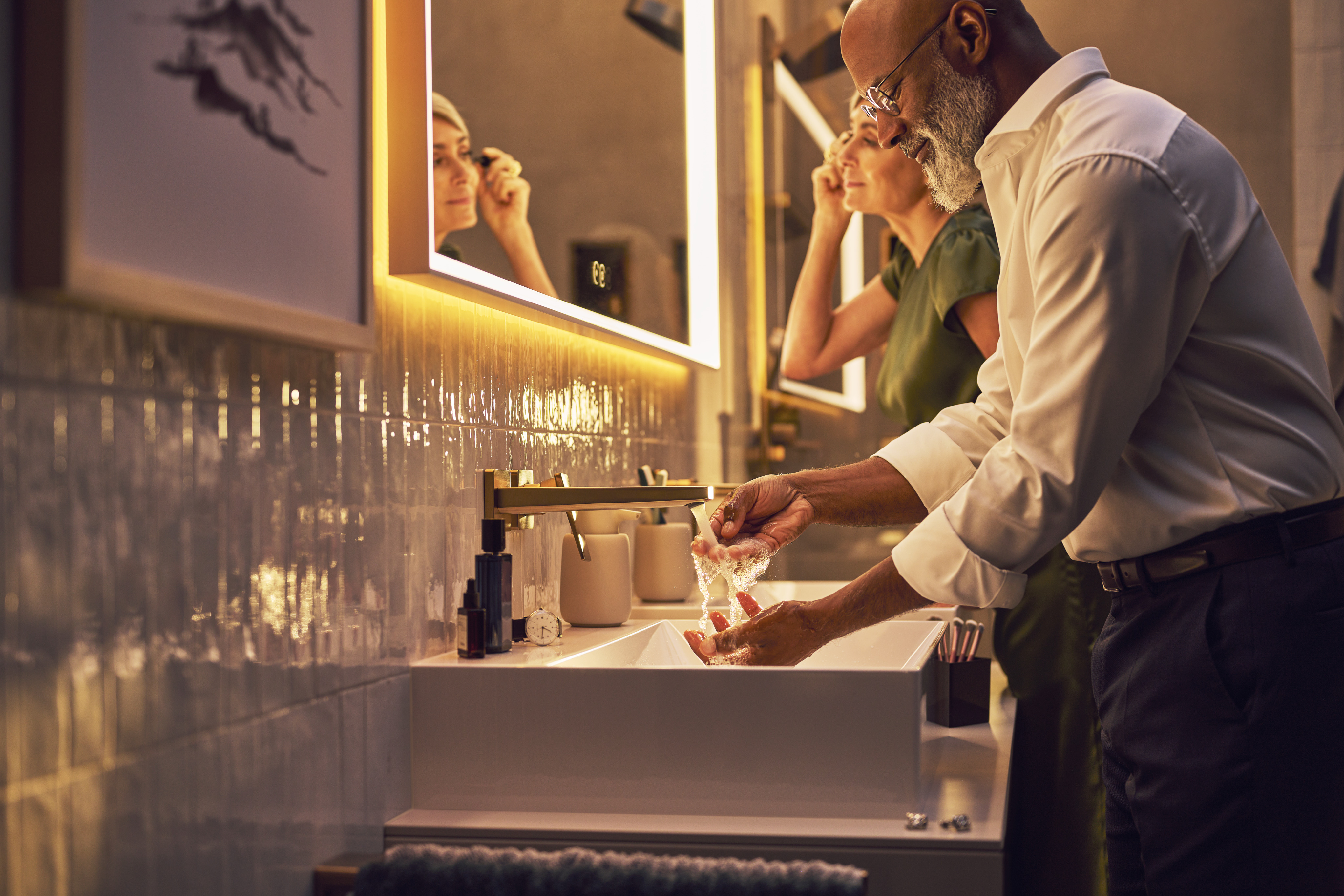 Close-up: Single lever basin mixer for concealed installation wall-mounted with lever handle and spout 22 5 cm
