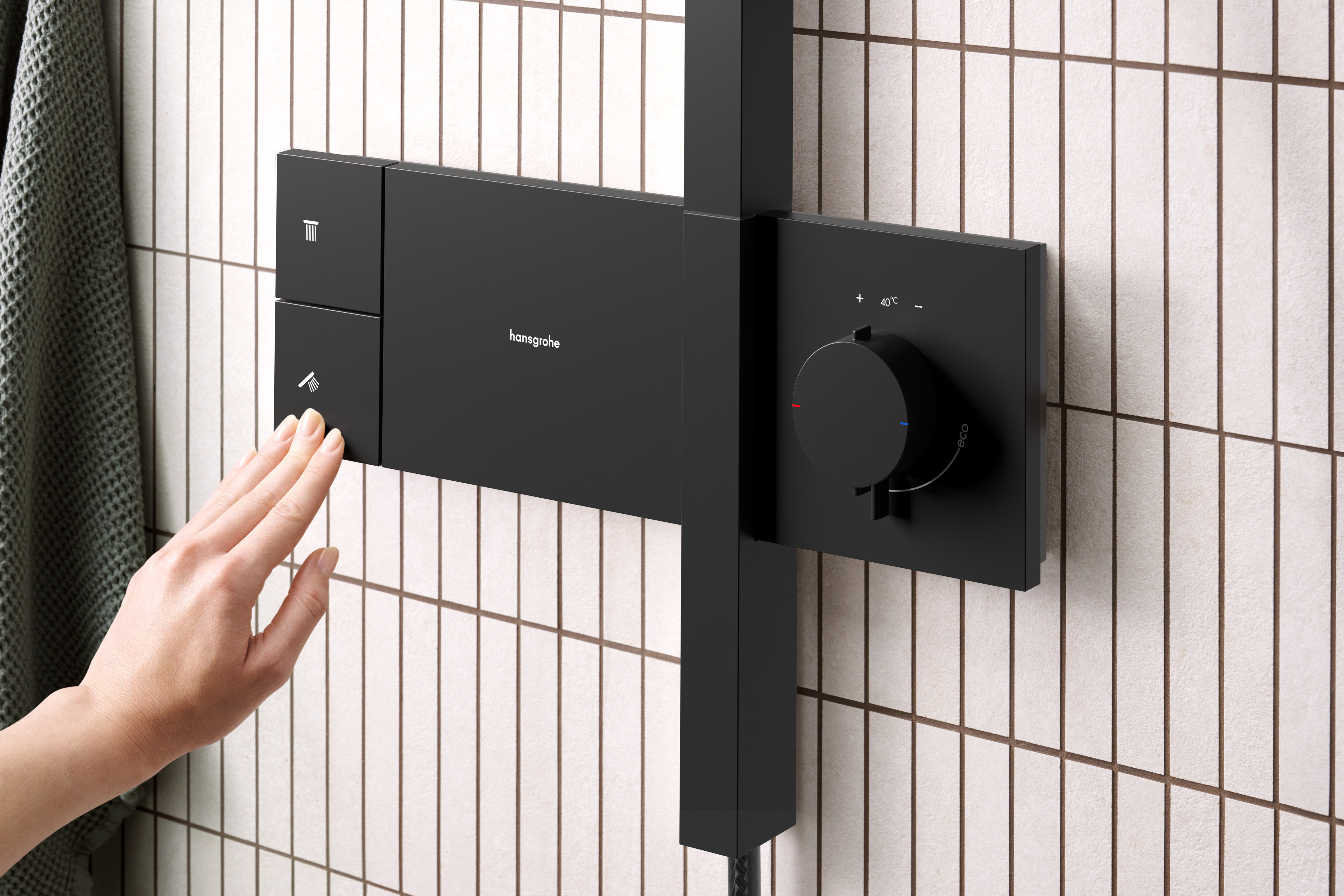 Close-up: Showerpipe 210/340 1jet with ShowerSelect Comfort 2