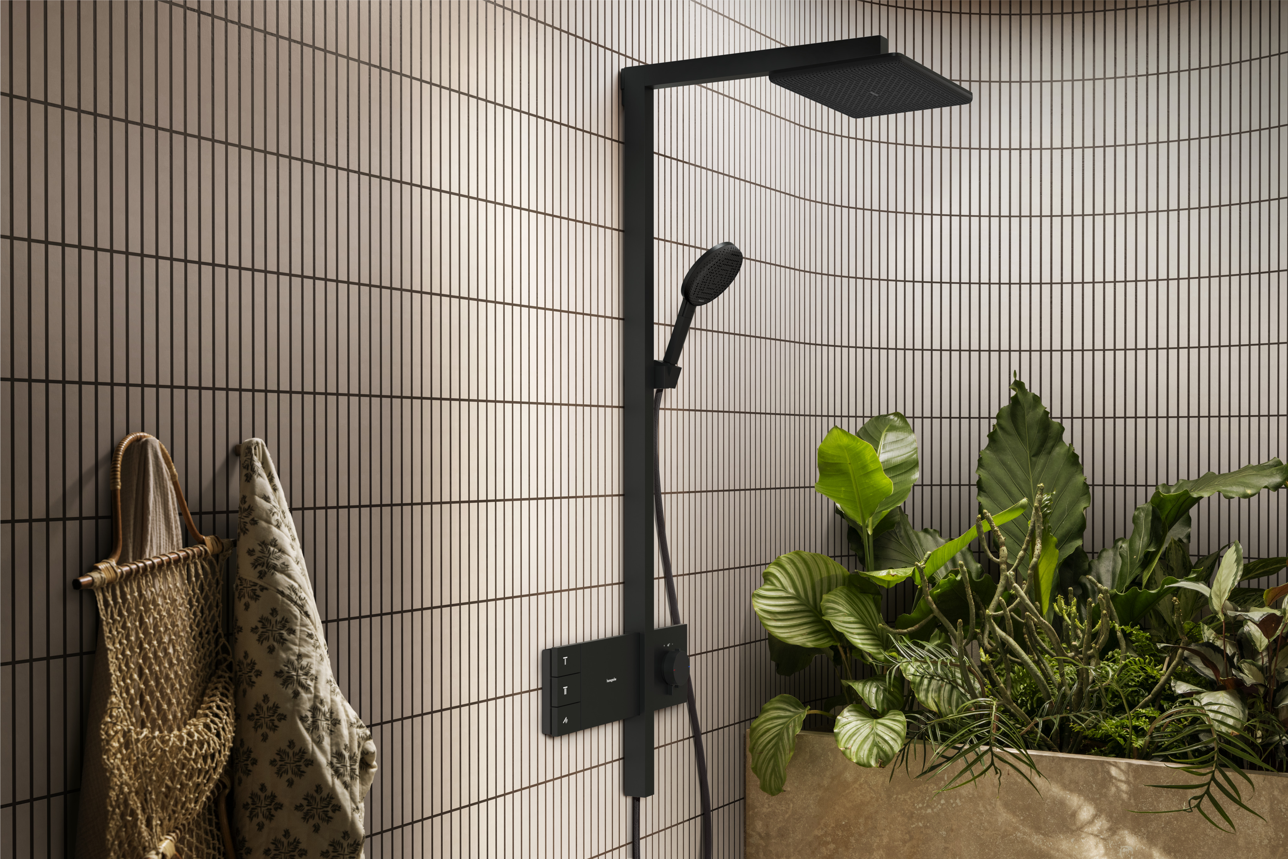 Close-up: Showerpipe 210/340 2jet with ShowerSelect Comfort 4