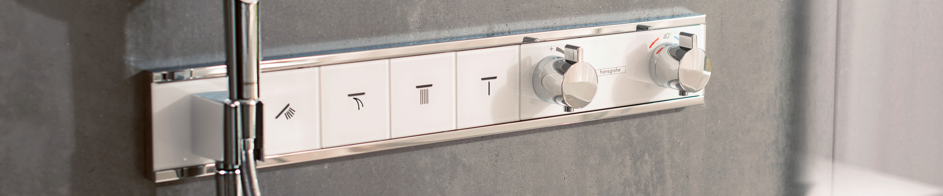 New from hansgrohe: Design thermostatic shower mixer RanSelect.